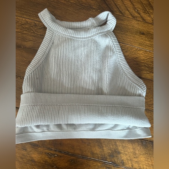 Aerie crop top. Size medium. - Picture 3 of 5